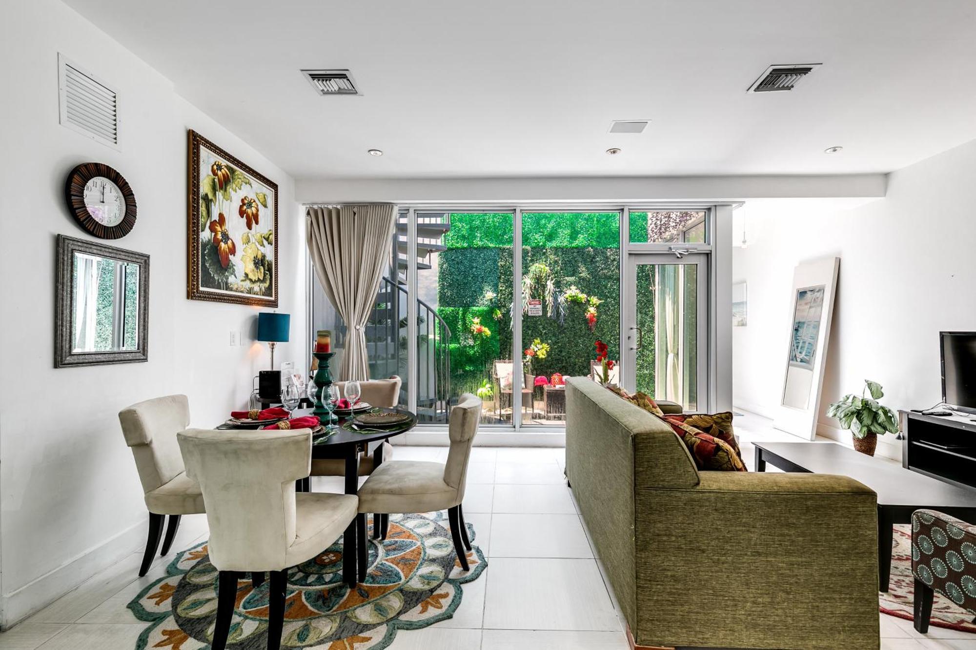 2Bedroom 2Bath Loft Exclusive Rooftop&Jacuzzi,1Block From Beach Miami Beach Exterior photo